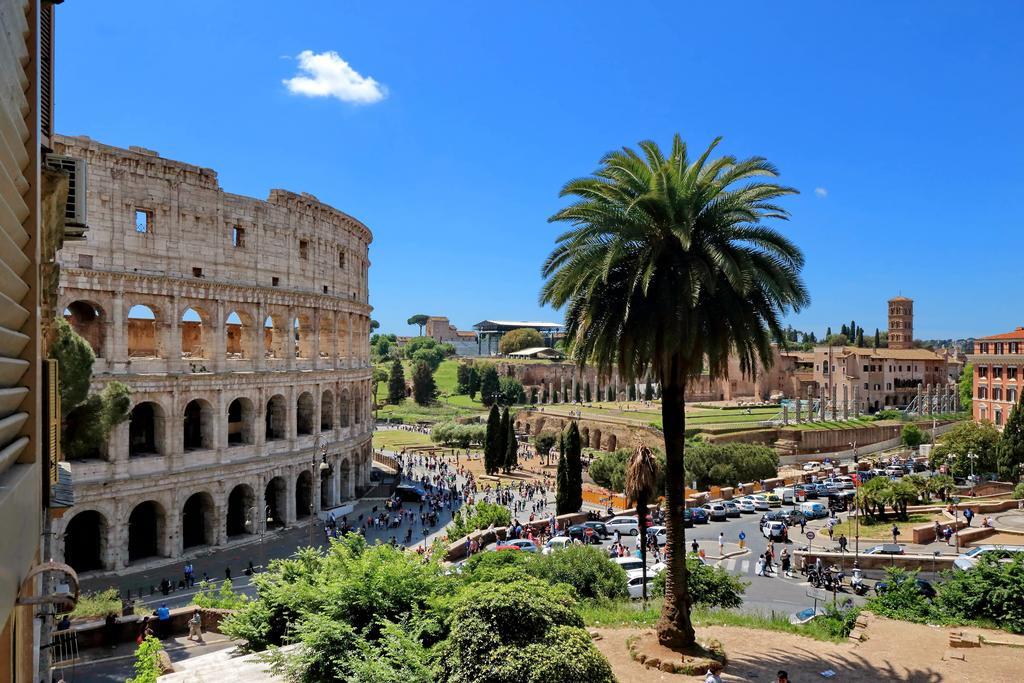 Romance Al Colosseo Extérieur photo